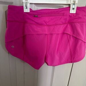 Lululemon speed up mid rise short 2.5 inch. Hot pink.